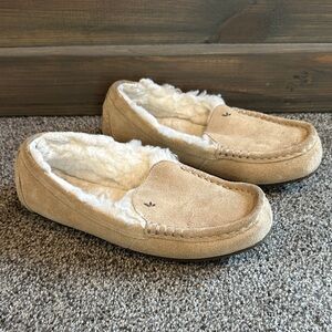KOOLABURRA Women’s Moccasin Slippers, Size 6